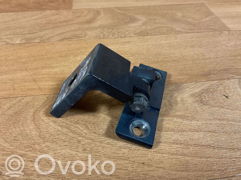 Etuoven yläsarana   7068074,0903
