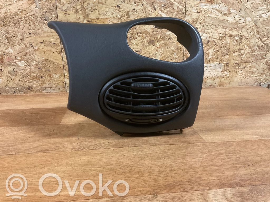 Ford Focus Rejilla de ventilación central del panel 