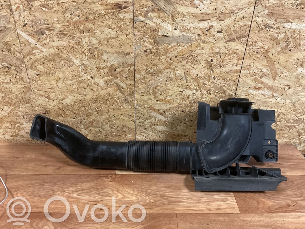 Ford Mondeo MK IV Część rury dolotu powietrza 