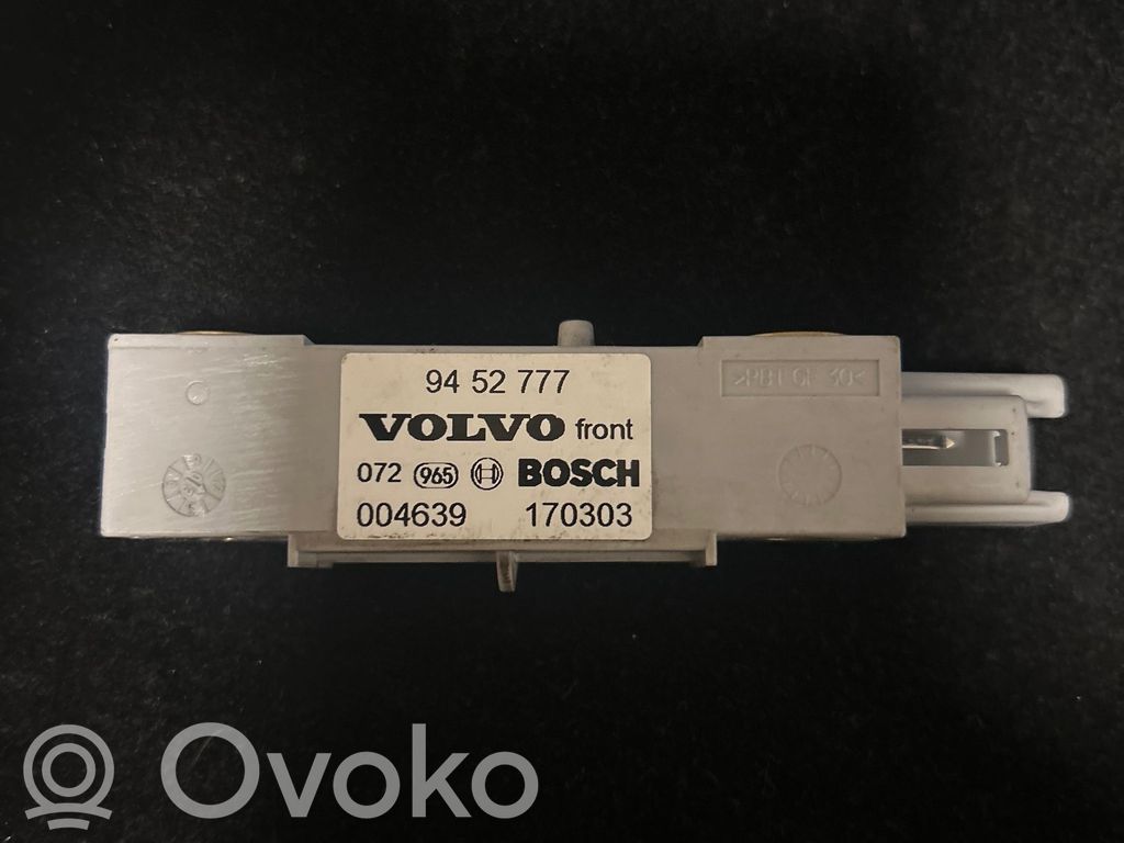 Volvo V70 Датчик удара надувных подушек 