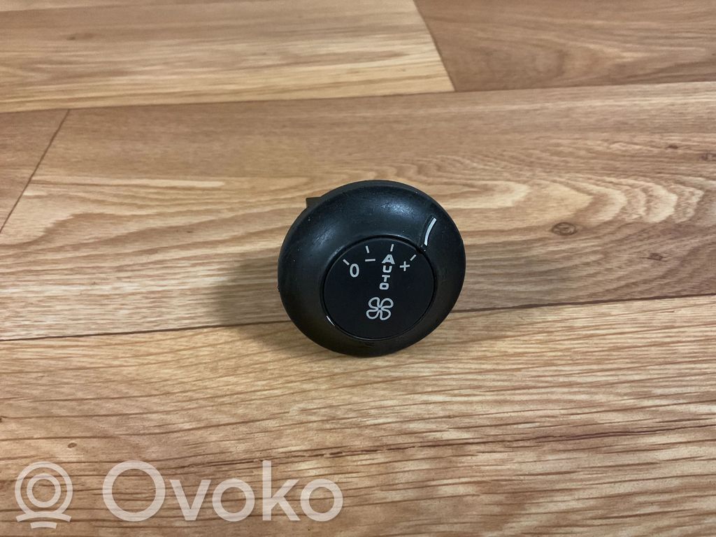 Interruptor de control del ventilador interior   1488941077,0400440161
