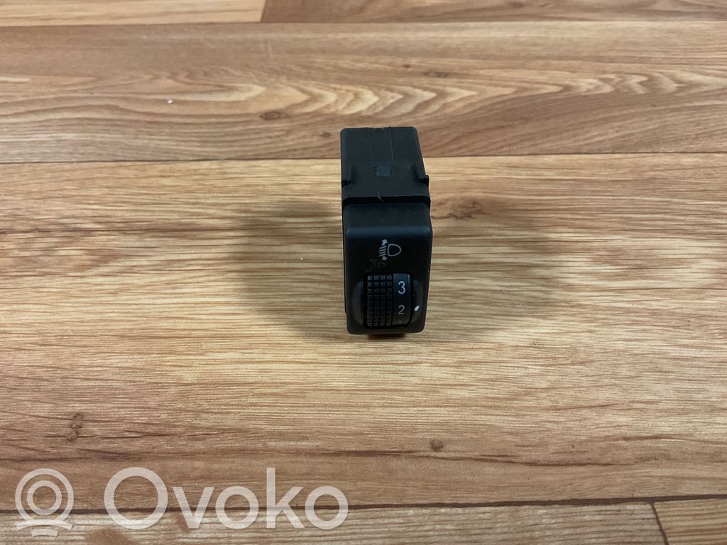 Nissan Note (E11) Headlight level height control switch 