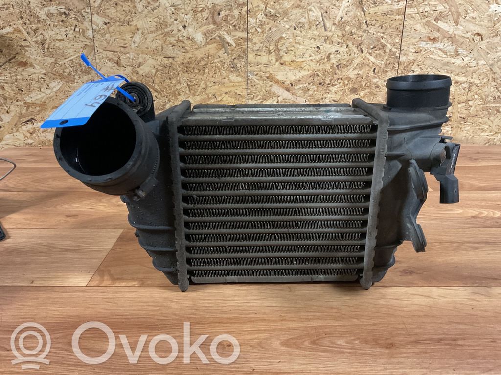 Audi TT Mk1 Interkūlerio radiatorius 