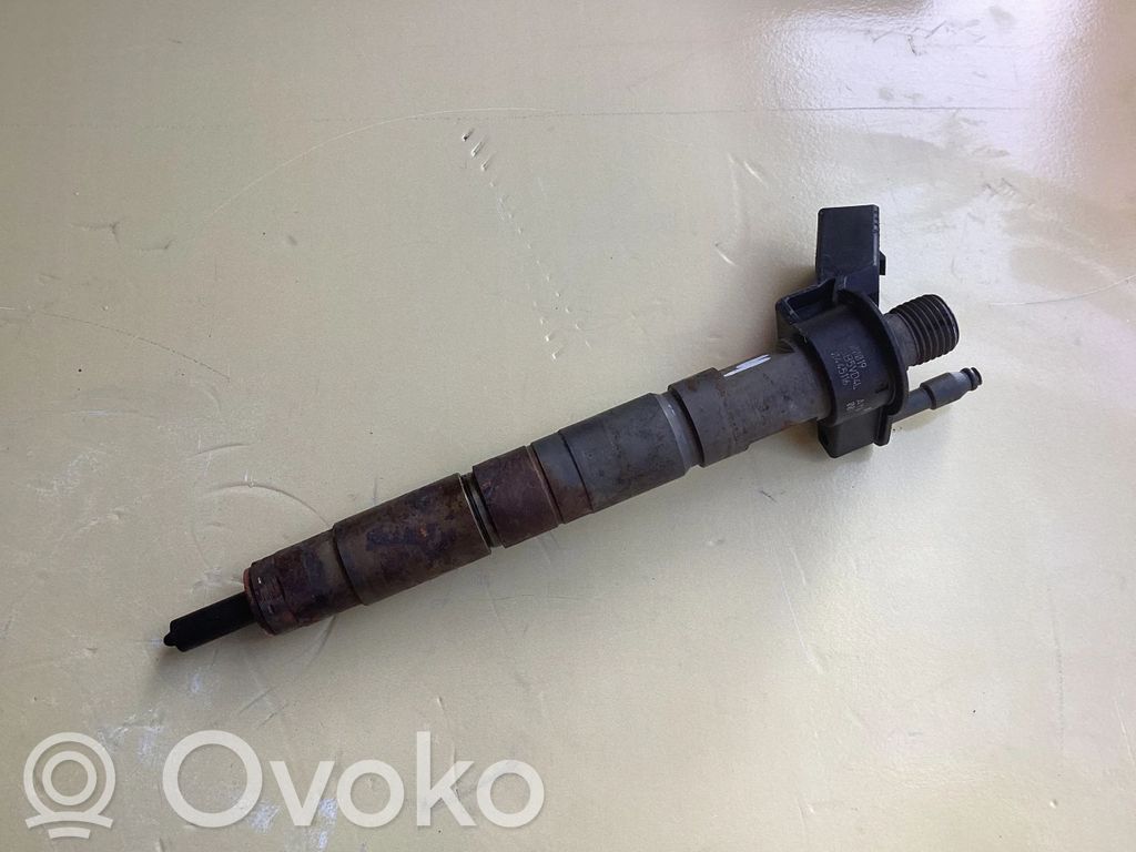 BMW 5 E60 E61 Fuel injector 
