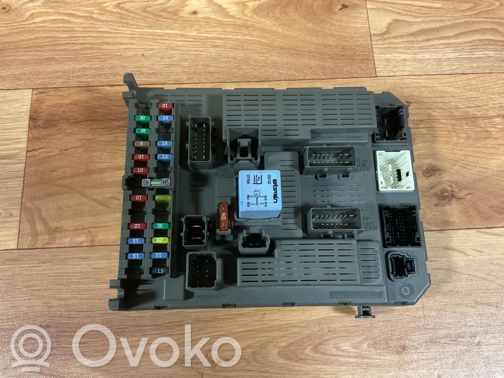 Citroen C8 Modul siguranțe 