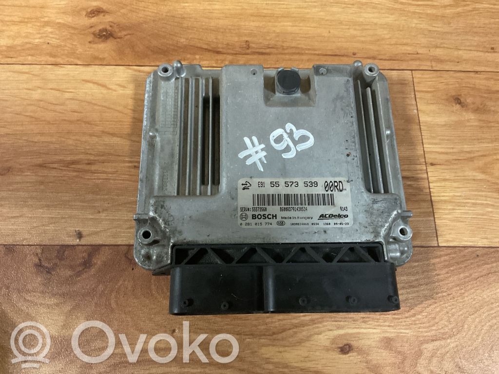 Opel Insignia A Engine control unit/module 