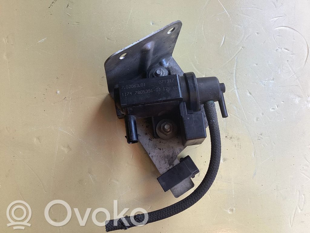 BMW 5 E60 E61 Zawór podciśnienia / Elektrozawór turbiny 