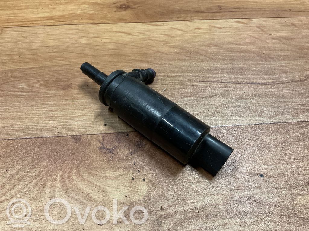 BMW 5 E39 Pumpe Scheinwerferreinigungsanlage 