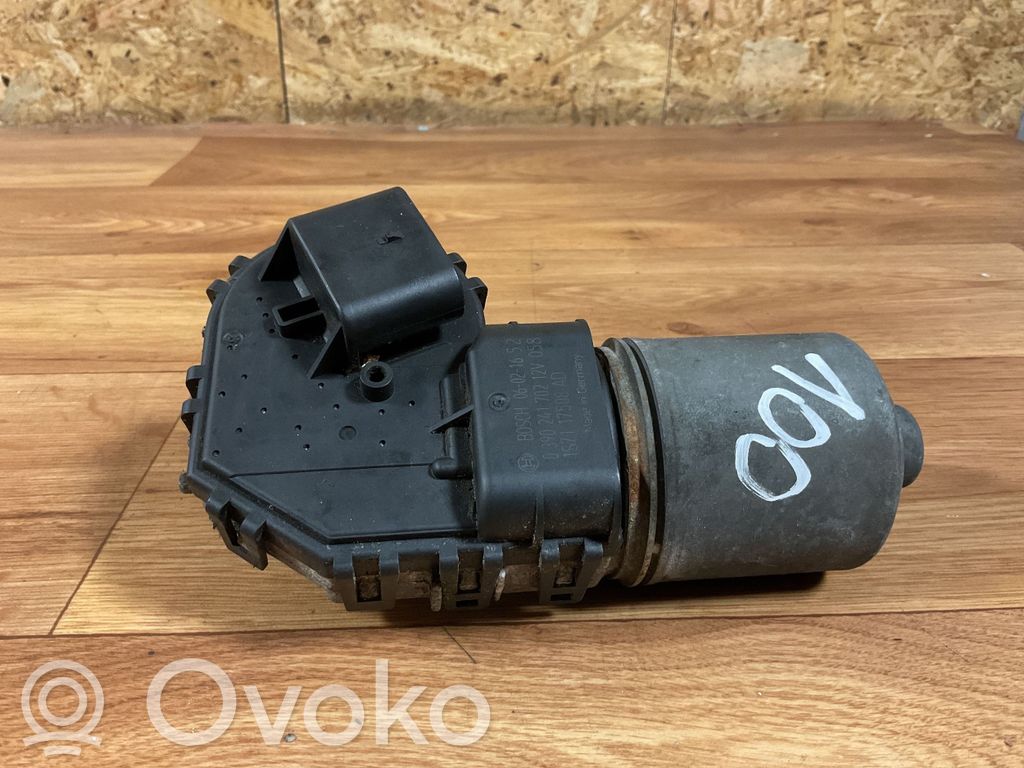 Ford Mondeo Mk III Silniczek wycieraczek szyby przedniej / czołowej 