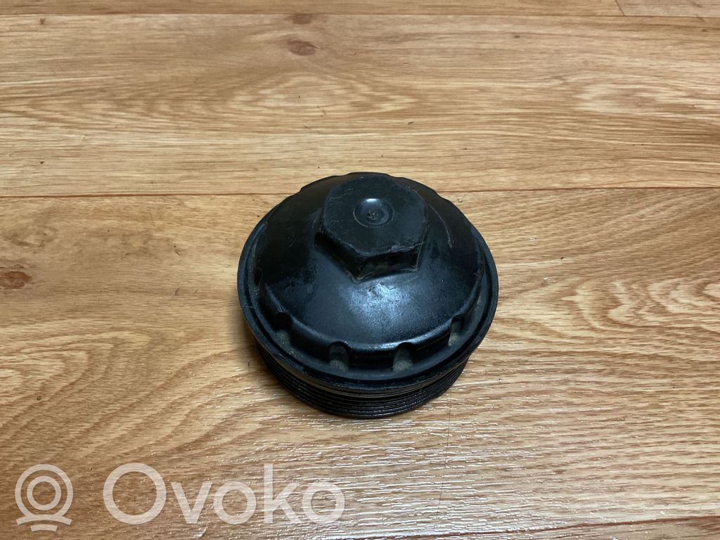 Volkswagen PASSAT B6 Nakrętka filtra oleju 