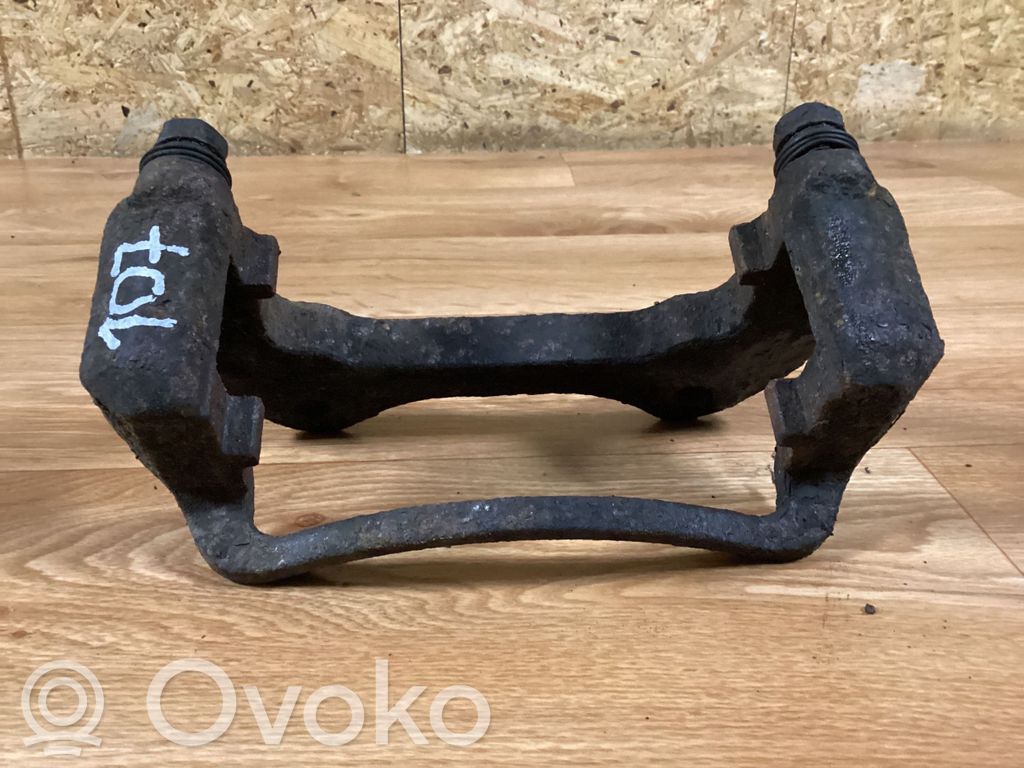 Opel Insignia A Etujarrun jarrusatulan kannatin 
