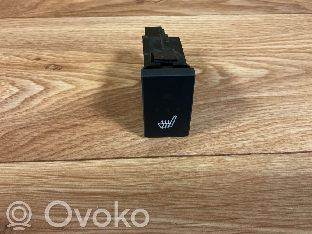 Mazda 3 I Seat heating switch 