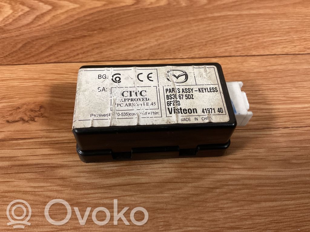 Mazda 3 I Module de contrôle sans clé Go 