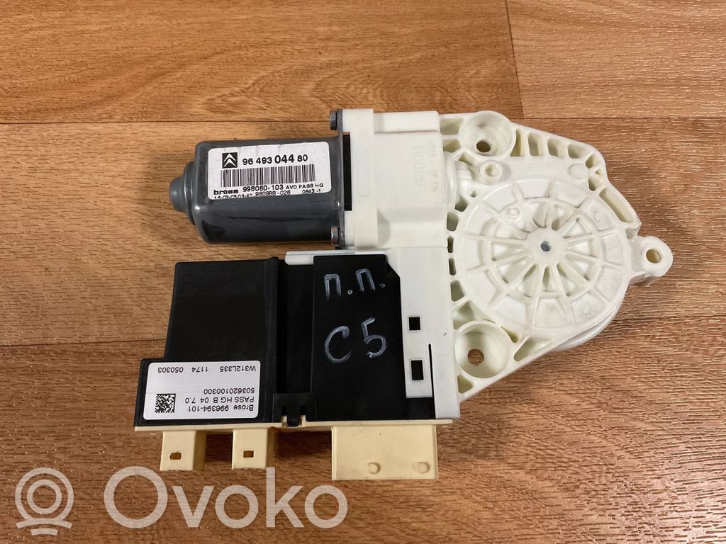 Silnik regulatora szyby drzwi przednich   9649304480,998060103,980988026