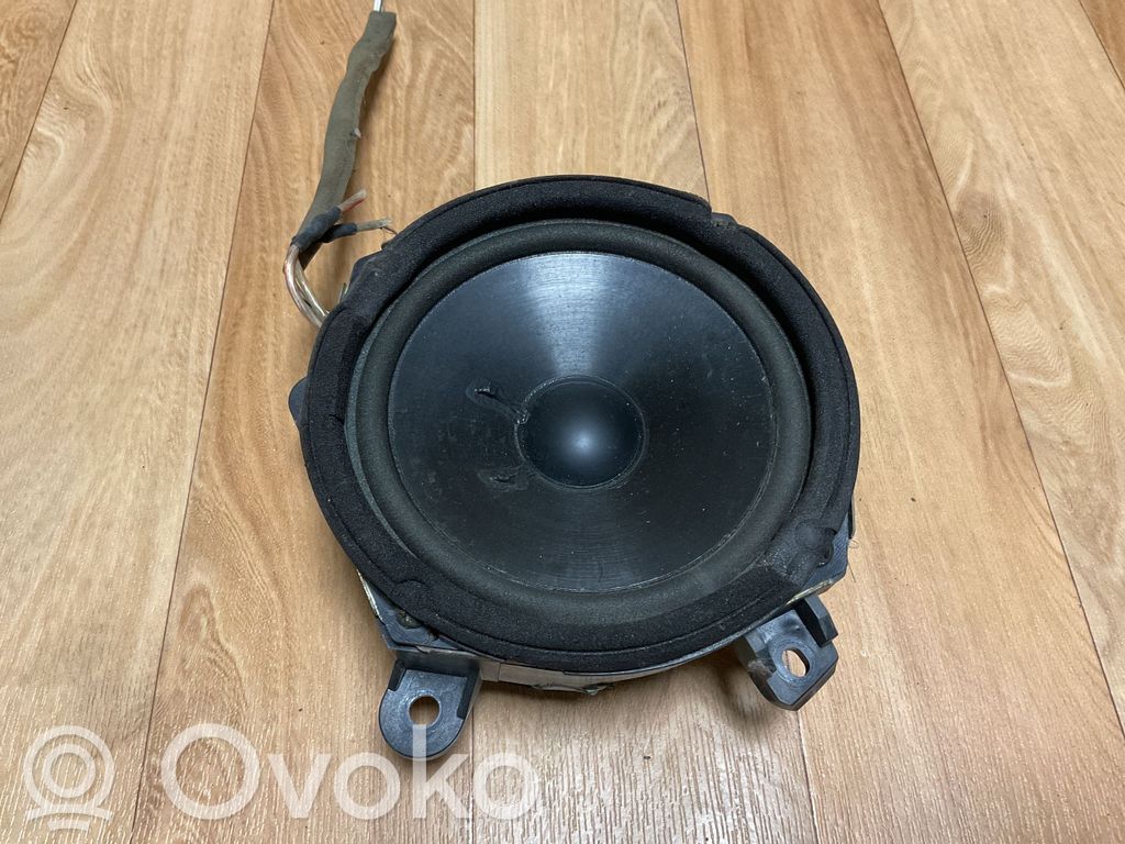 Saab 9-3 Ver2 Front door speaker 