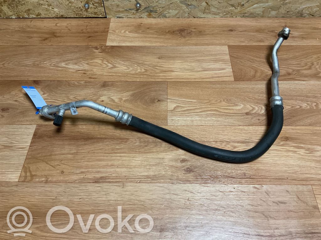 Renault Megane III Ilmastointilaitteen putki (A/C) 