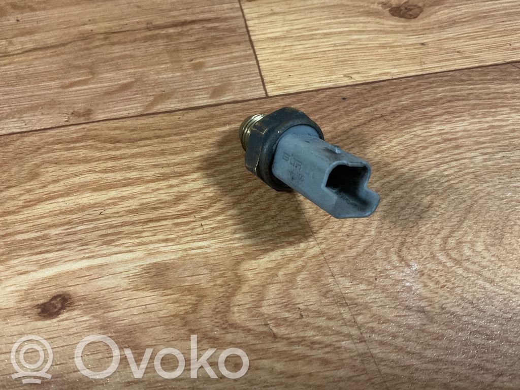 Peugeot 308 Sensor interruptor de luz de marcha atrás 