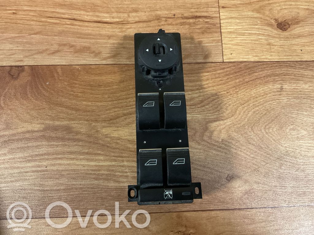 Ford Focus Electric window control switch 