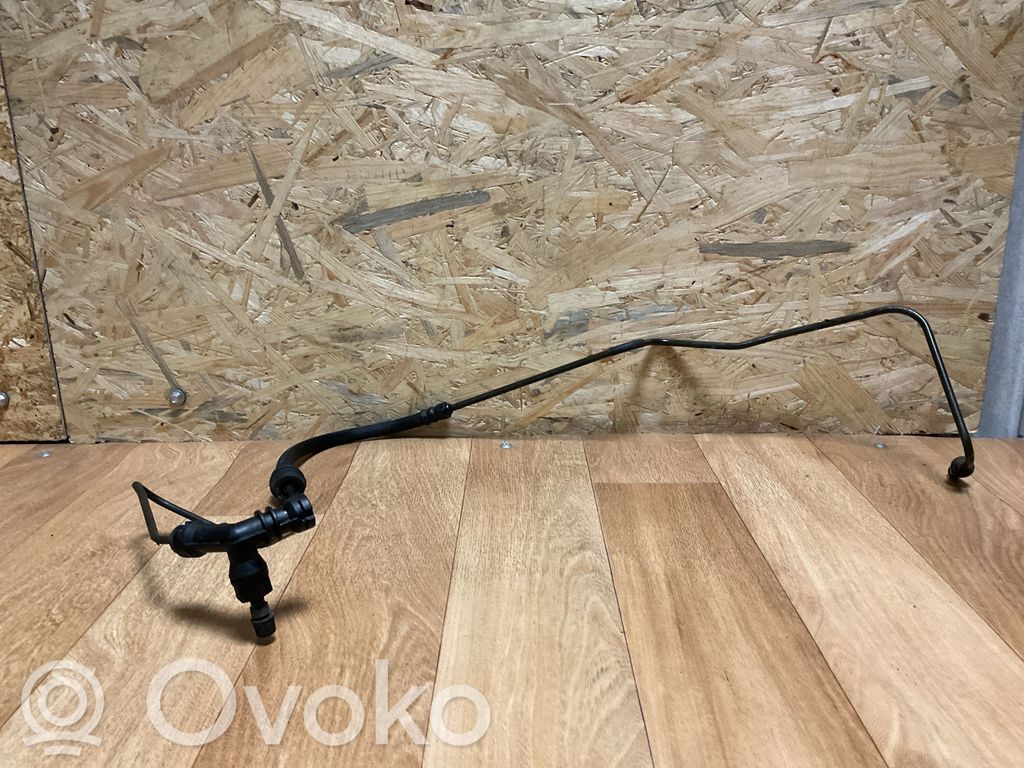 Volvo S40, V40 Kytkimen letku 