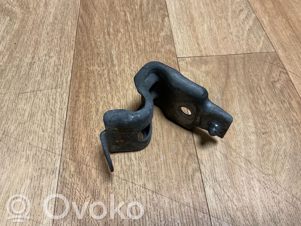 Opel Insignia A Radiator mount bracket 