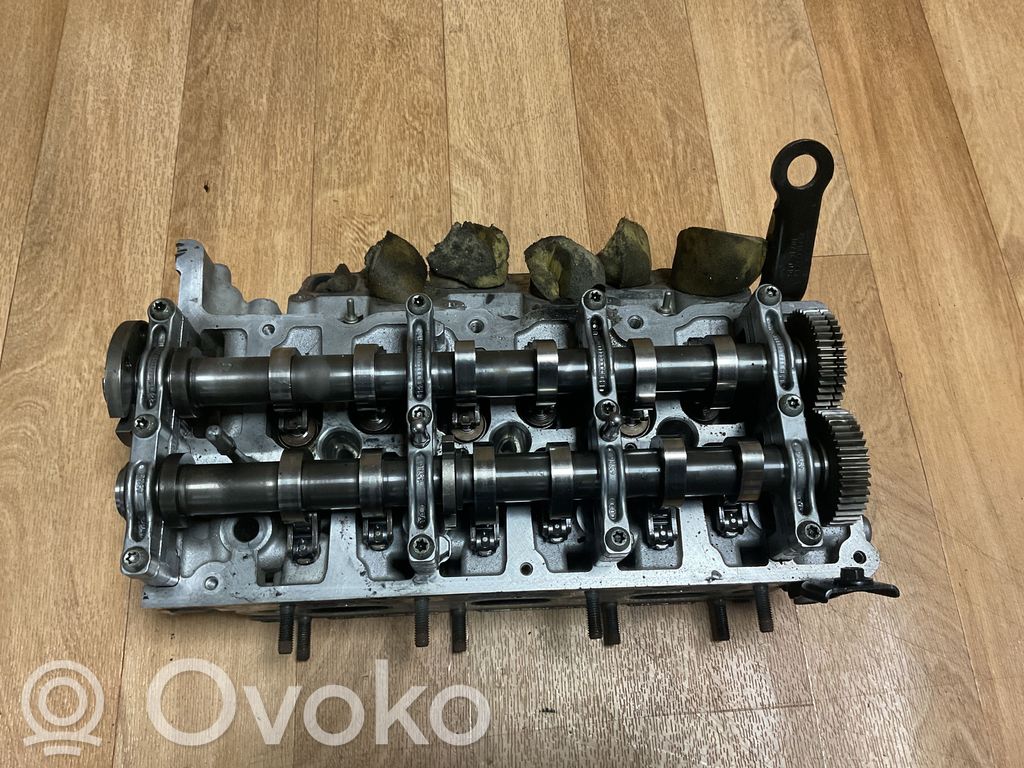 Volkswagen Touareg II Chiulasă motor 
