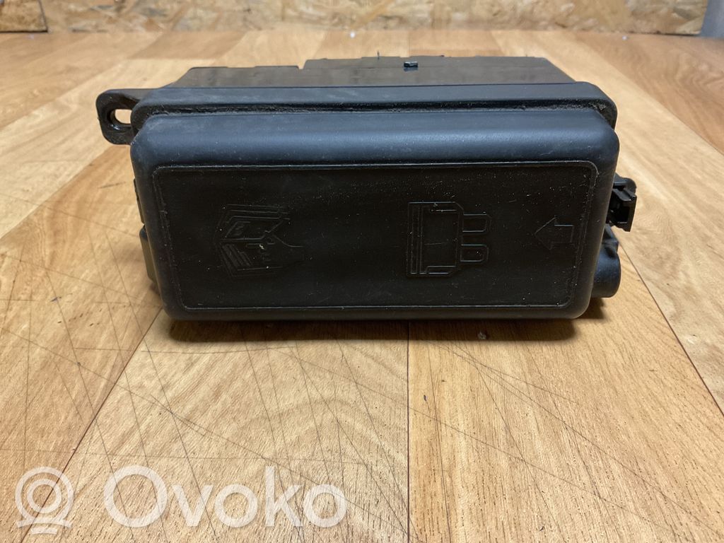 Mini One - Cooper R50 - 53 Fuse module 