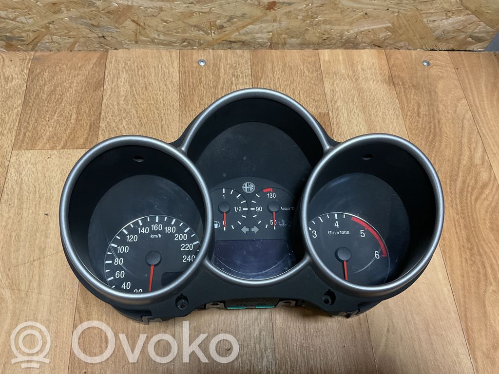Alfa Romeo 147 Speedometer (instrument cluster) 