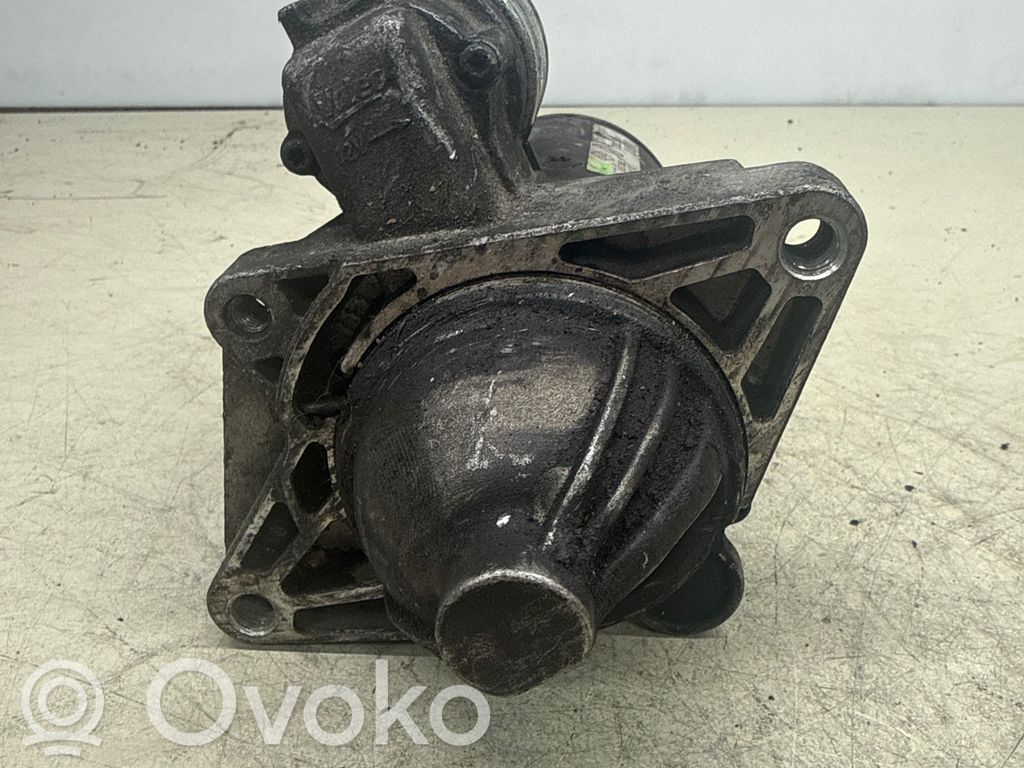 Стартер   8200568535E