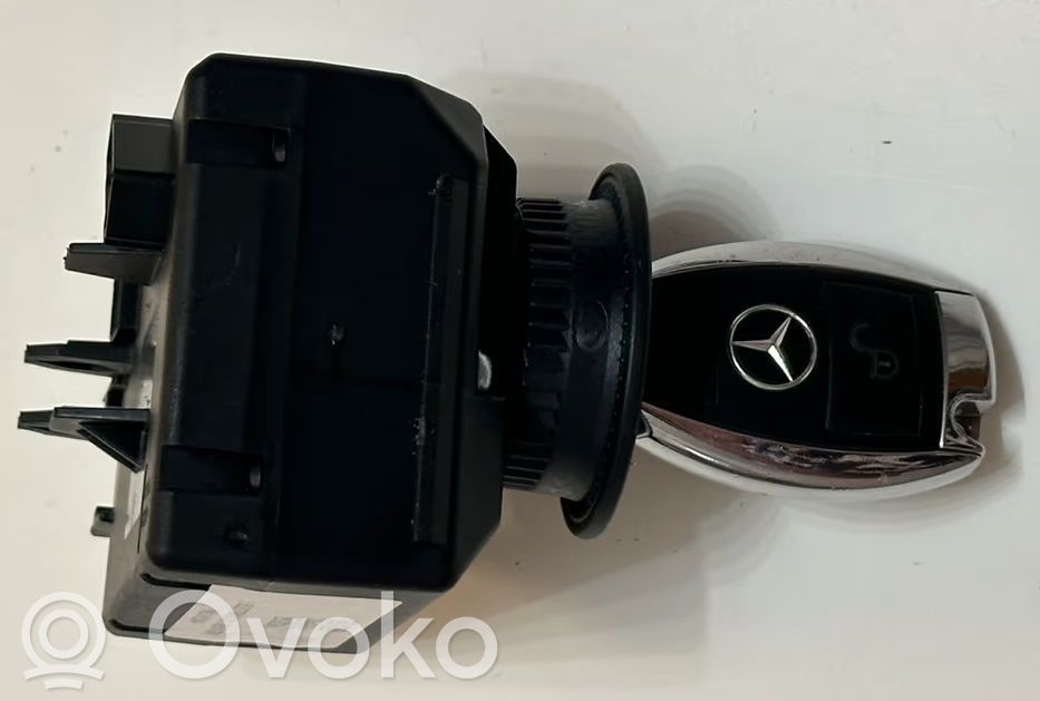 Mercedes-Benz C W204 Contact aprindere 
