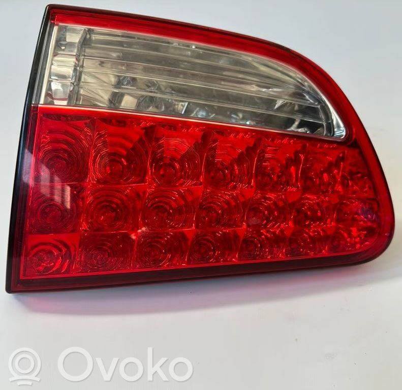 Citroen C-Crosser Takaluukun takavalot 