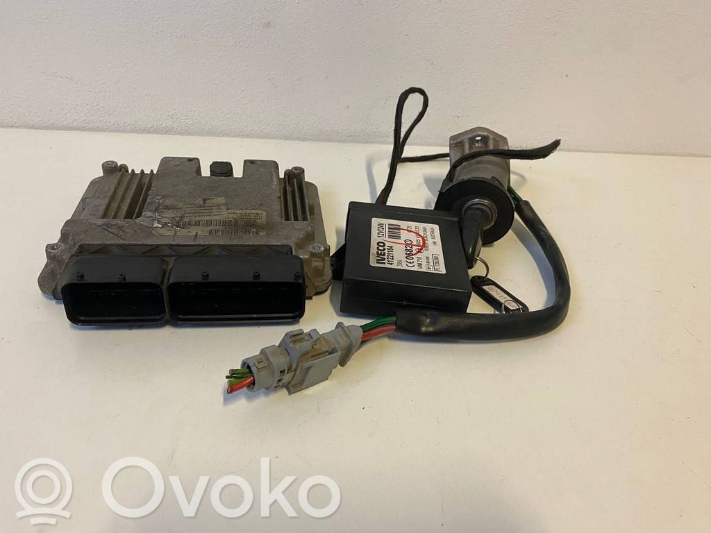 Engine control unit/module ECU   1039S03021,504086198,69003130