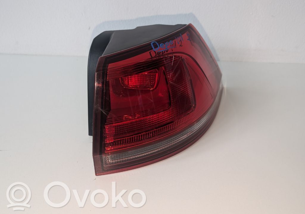 Volkswagen Golf VII Lampa tylna 