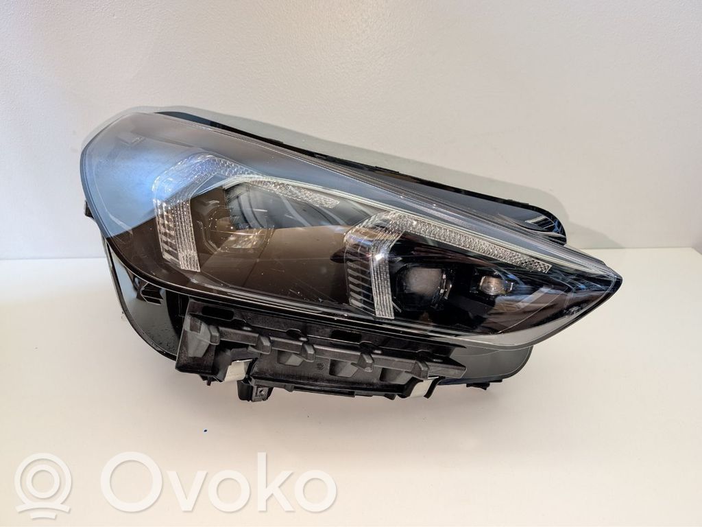 BMW X1 U11 Scheinwerfer 