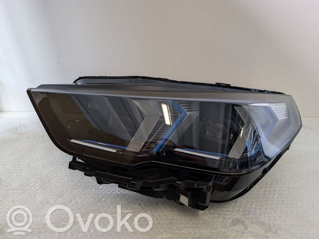 BMW X2 U10 Priekinis žibintas 