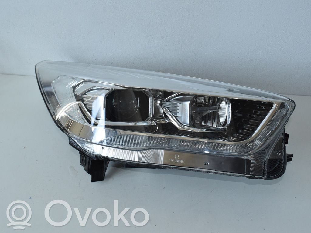 Ford Kuga II Scheinwerfer 