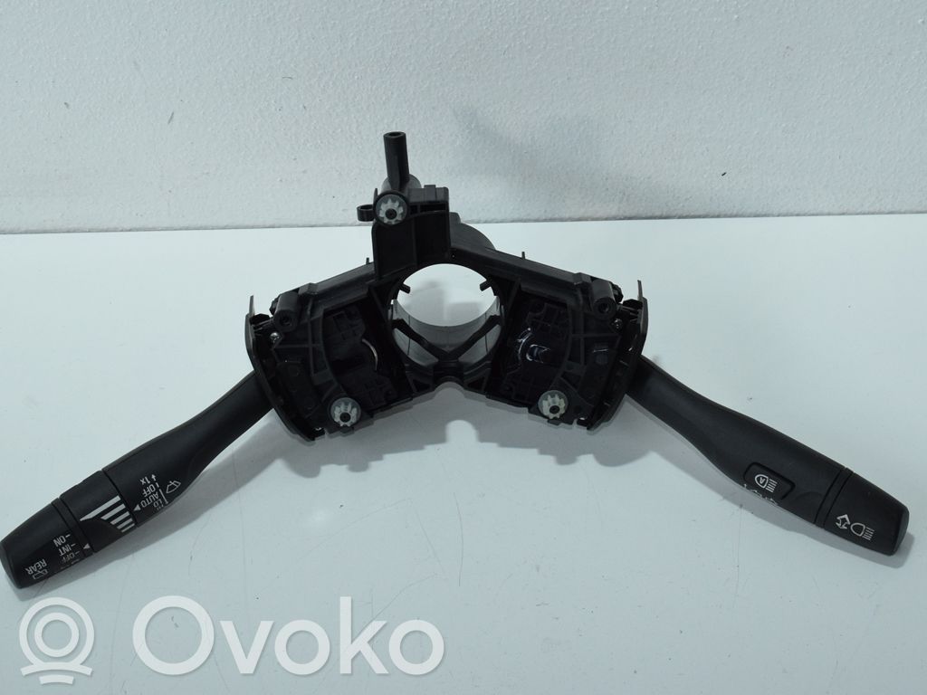 Opel Astra K Interruptor/palanca de limpiador de luz de giro 