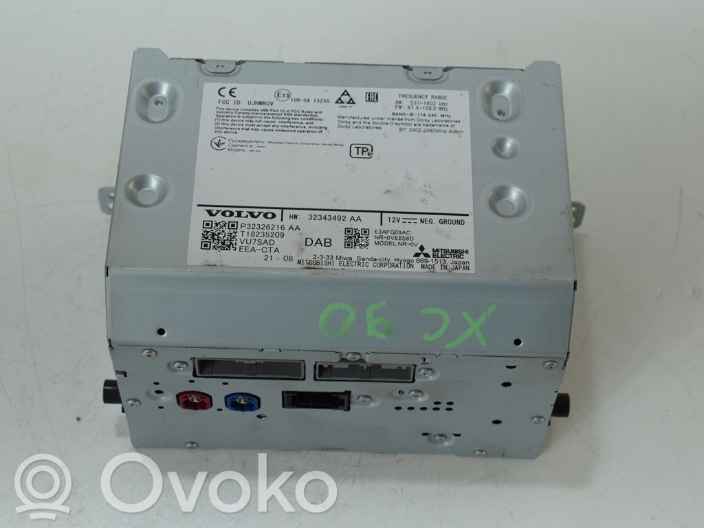 Volvo XC90 Panel radia 