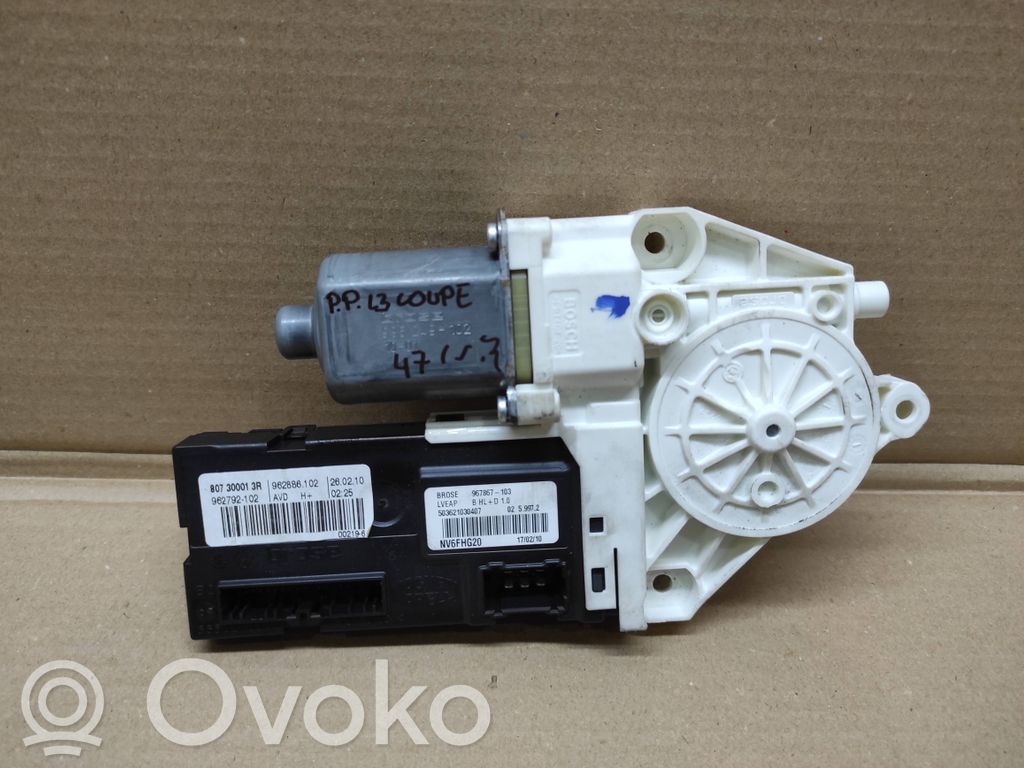 Silnik regulatora szyby drzwi przednich   807300013R,995249102,962886102,962792102