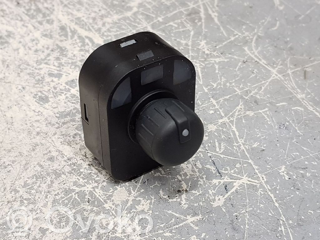 Audi A4 S4 B6 8E 8H Interruptor del espejo lateral 