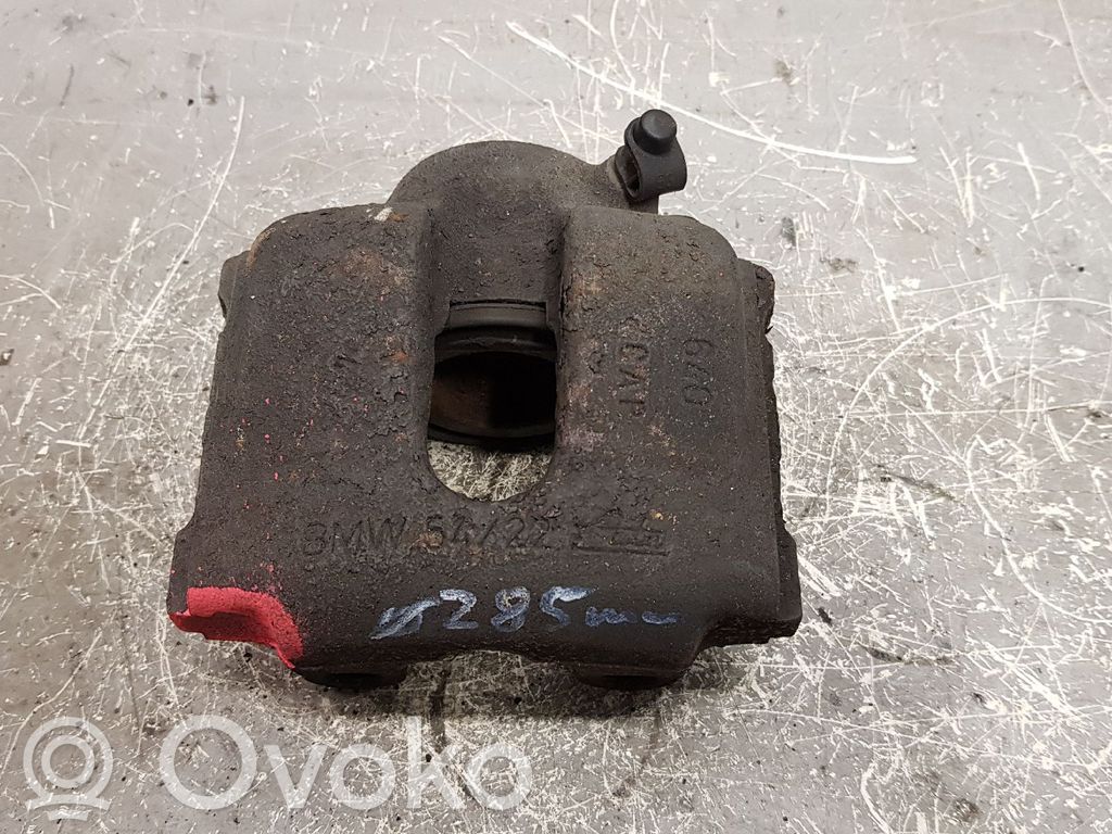 BMW 3 E46 Front brake caliper 