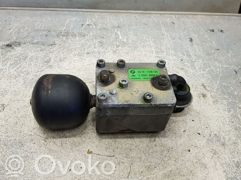 Transfer box differential control unit
