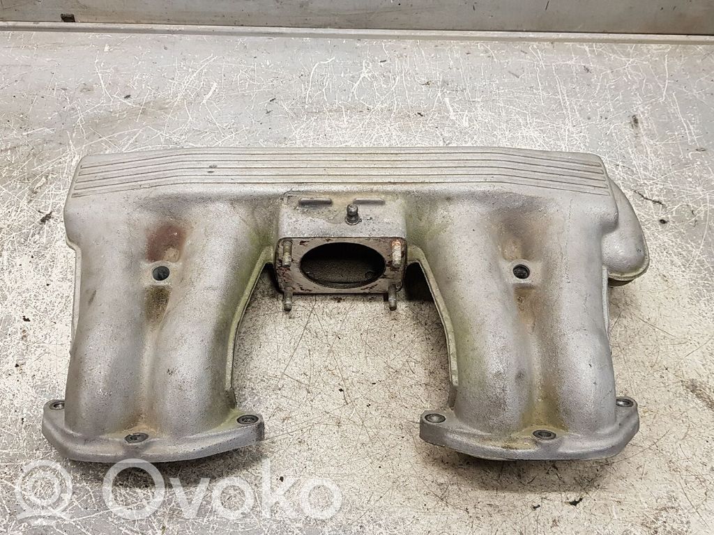 BMW 3 E30 Ieplūdes kolektors 