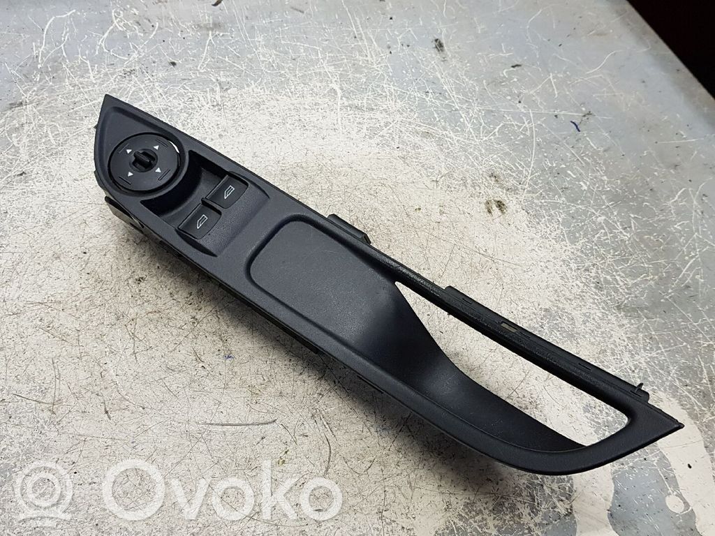 Ford Focus Interruptor del elevalunas eléctrico 