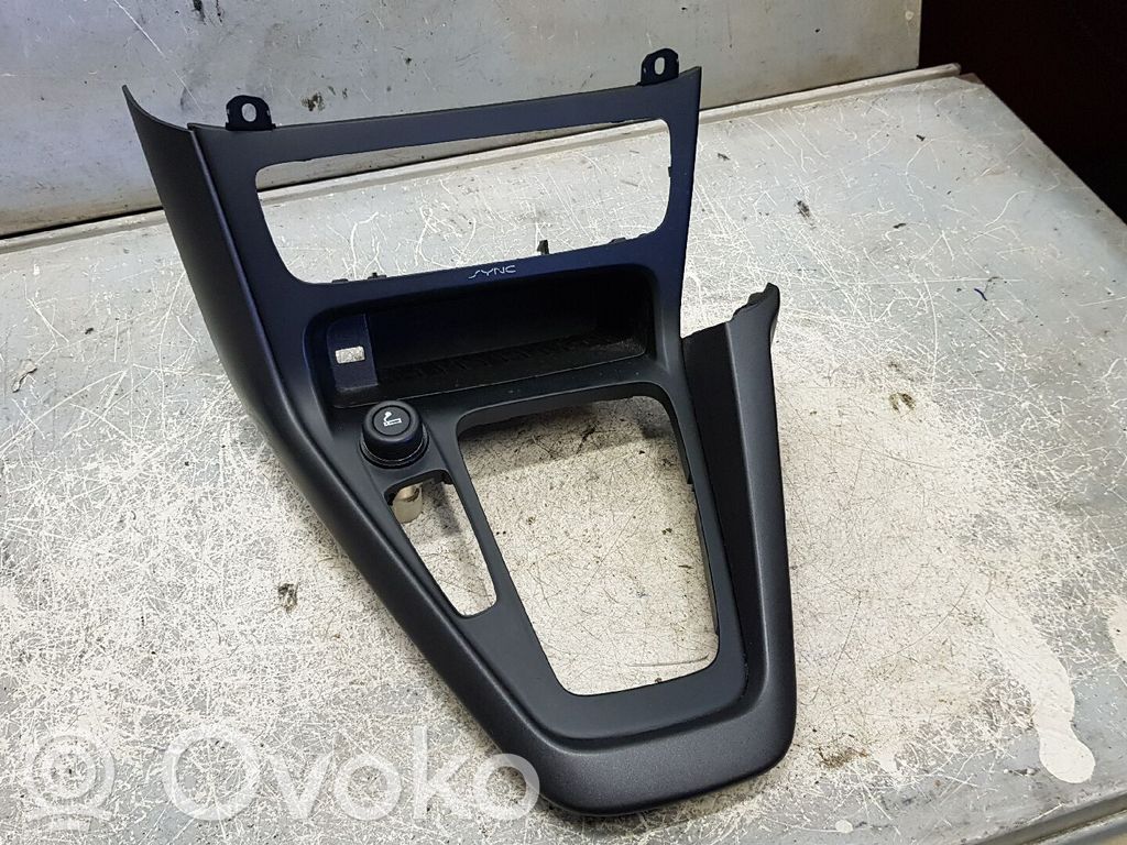 Ford Focus Verkleidung Armaturenbrett Cockpit Mitte 
