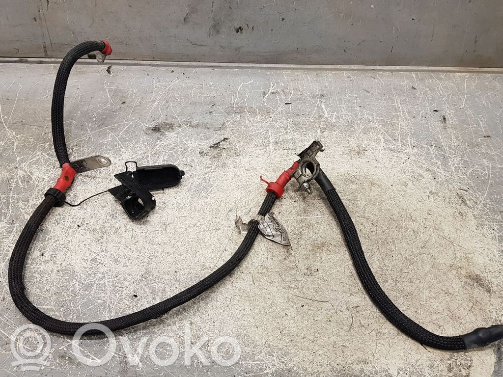 Ford Ka Pluskaapeli (akku) 