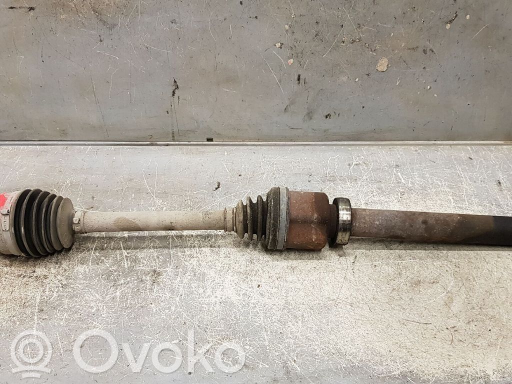 Ford Mondeo MK IV Priekinis pusašis 
