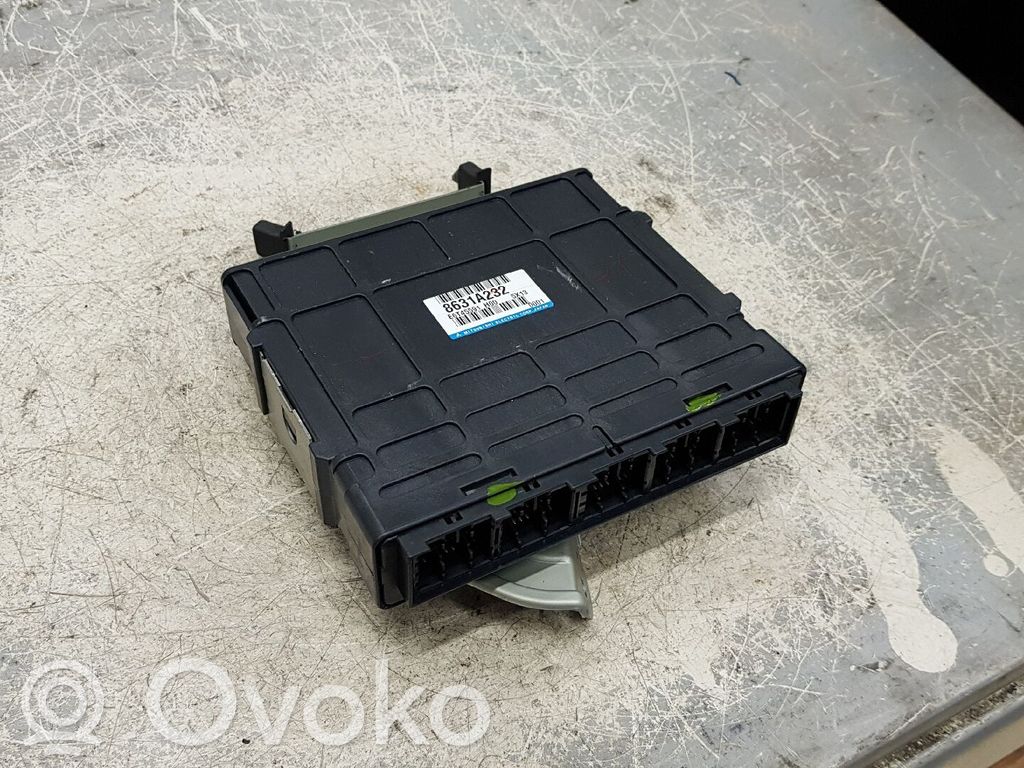 Engine control unit/module   1860A086,E6T45591