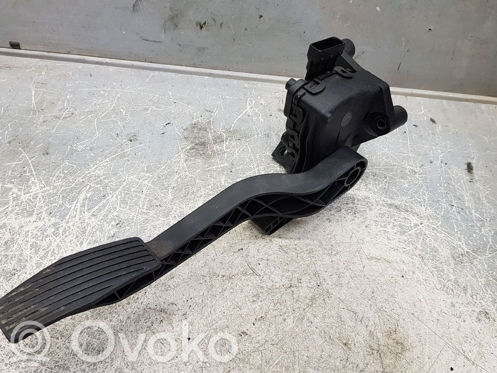 Opel Corsa C Kaasupoljin 