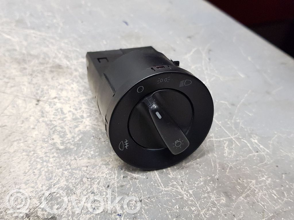 Volkswagen Lupo Lichtschalter 