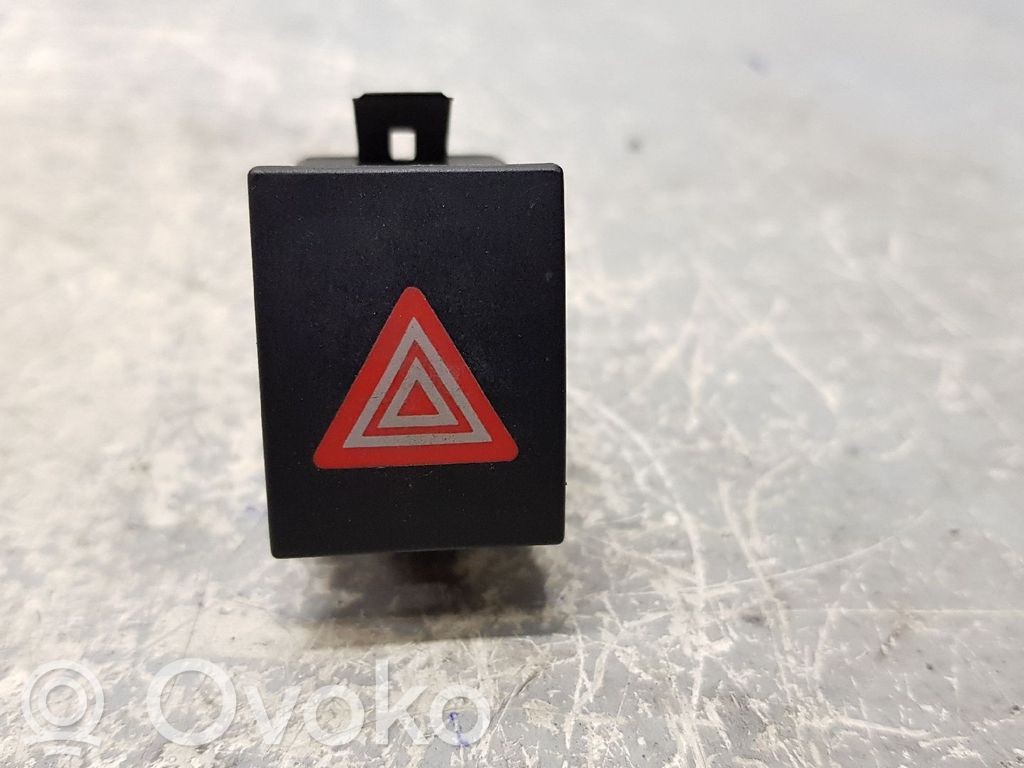 Volkswagen Polo IV 9N3 Inne przełączniki i przyciski 